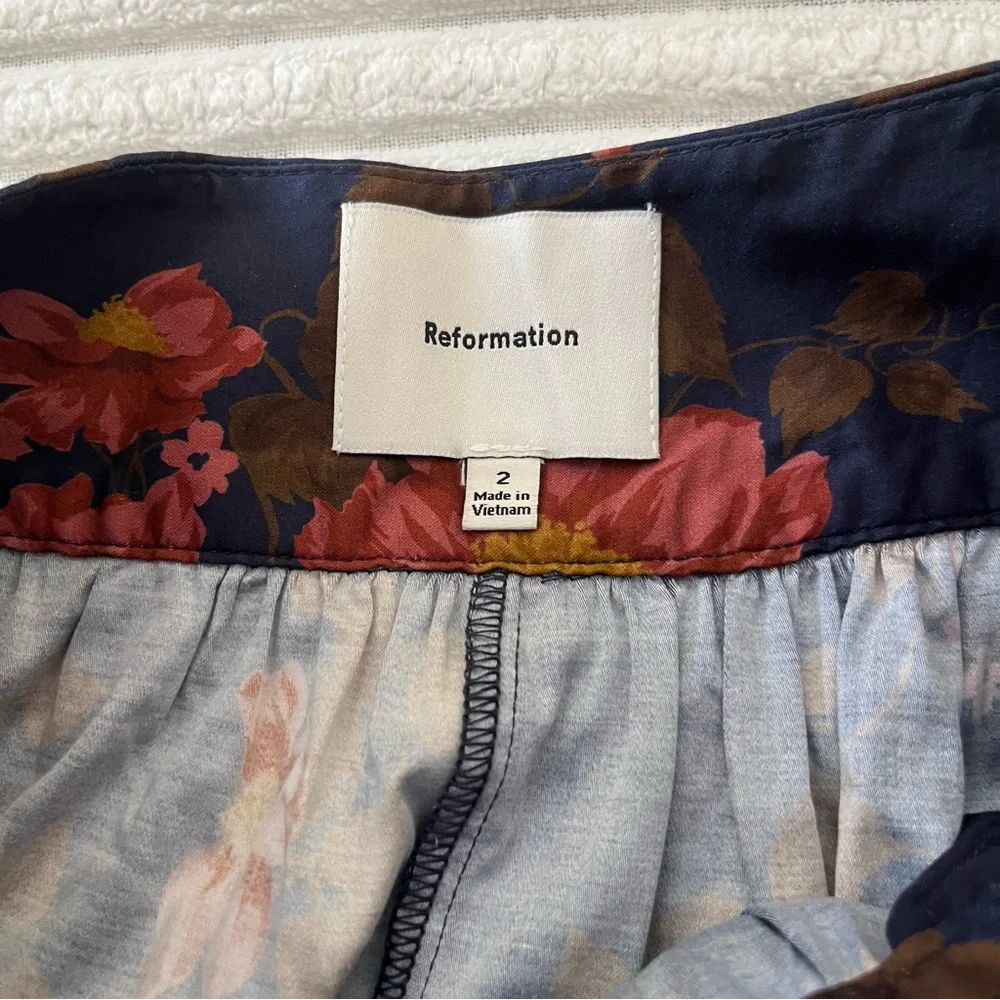 Reformation Amor Two Piece Set - Picture 10 of 16